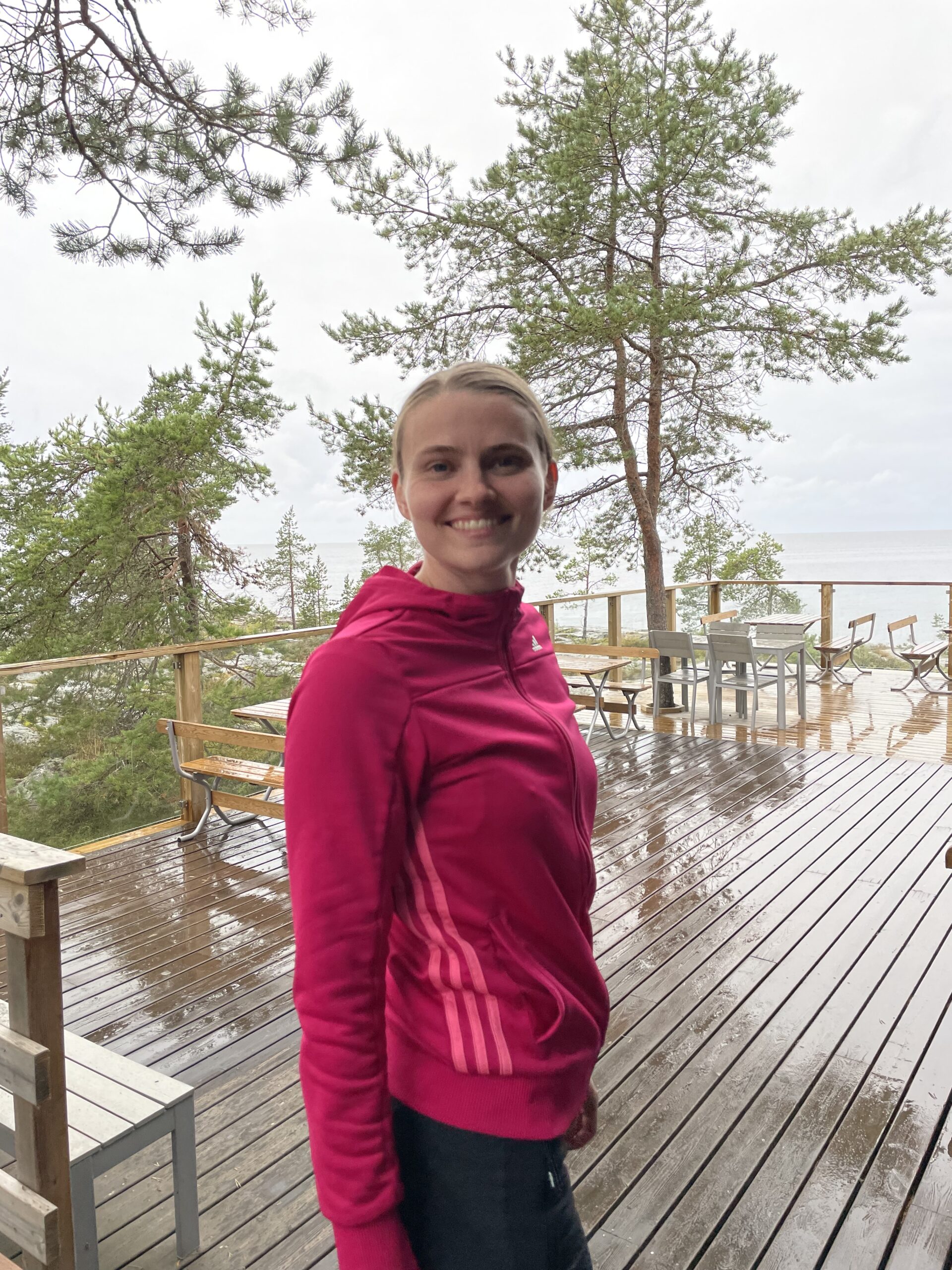 Fredagsshow för över 20 åringar leds av Emma