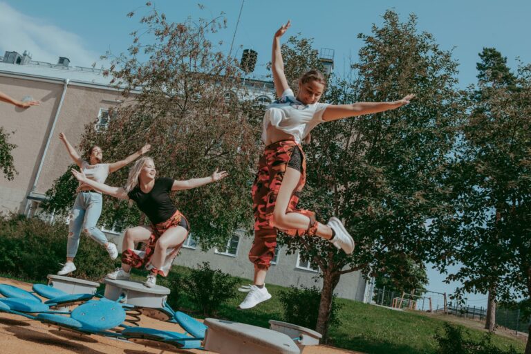 Barn och ungdomar behöver röra på sig